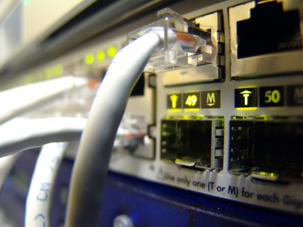 cat6 and gigabit switch 1532887